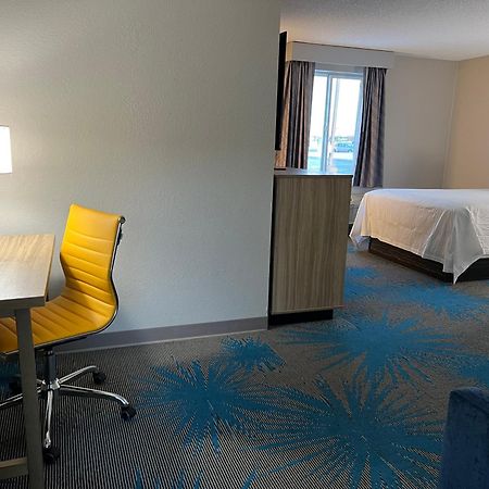 Days Inn By Wyndham Jamestown Eksteriør billede