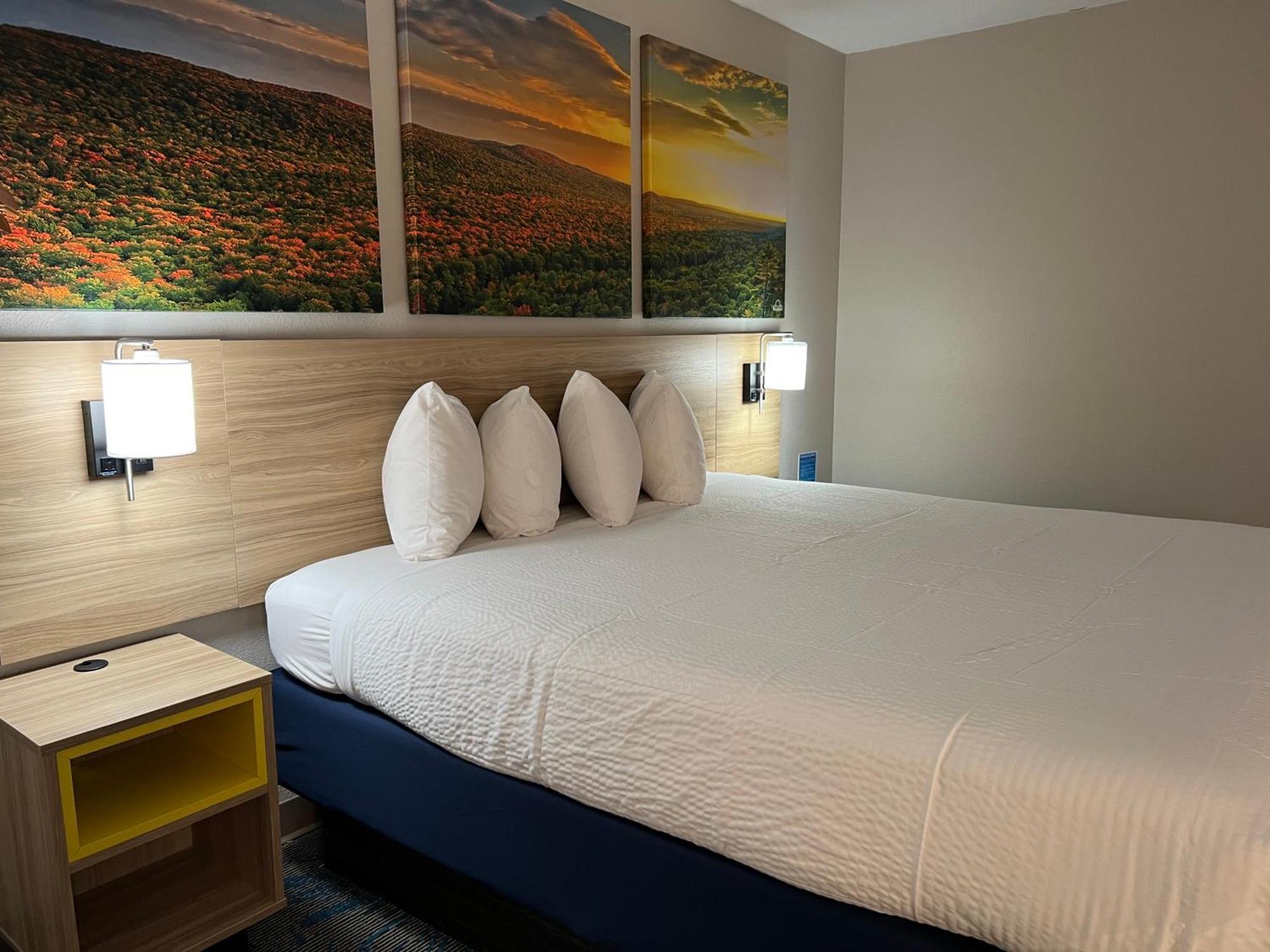Days Inn By Wyndham Jamestown Eksteriør billede